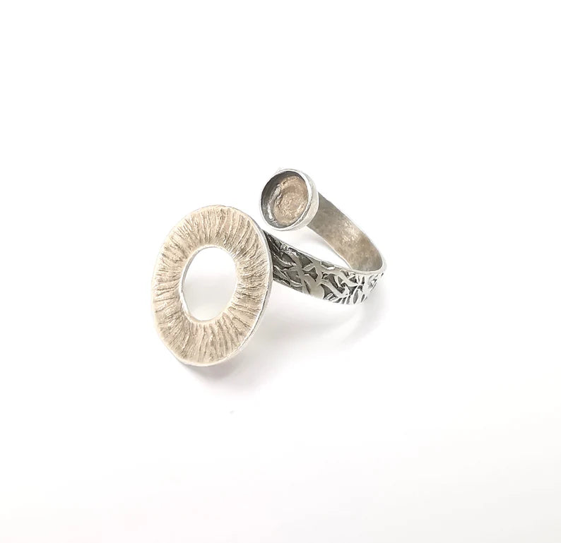 Circled Ring Setting, Warp Ring, Cabochon Blank, Resin Bezel, Ring Mounting, Epoxy Frame, Adjustable Antique Silver Plated Brass 6mm G35291