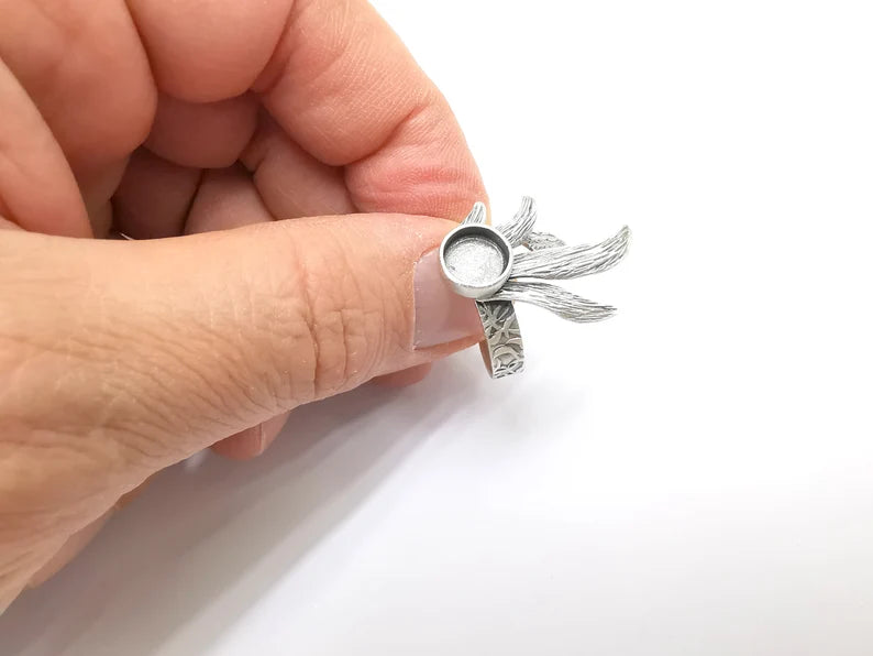 Leaf Ring Setting, Cabochon Blank, Resin Bezel, Round Ring Mounting, Epoxy Frame Base, Adjustable Antique Silver Plated Brass 8mm G35295