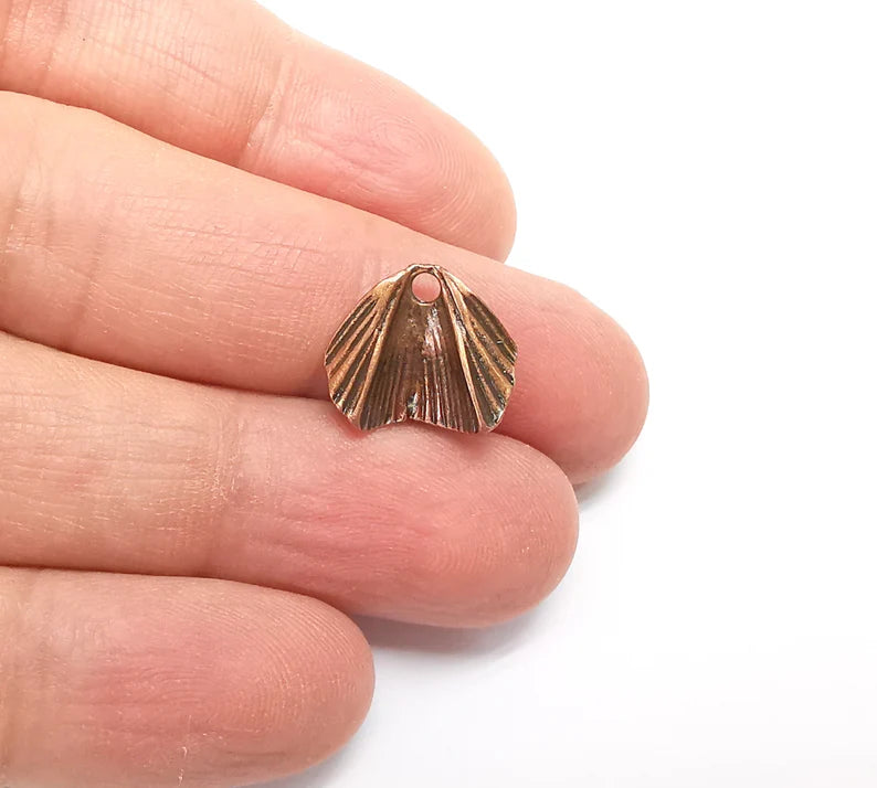 5 Copper Dangle Charms, Boho Charms, Rustic Charms, Earring Charms, Copper Pendant, Necklace Parts, Antique Copper Plated 15x13mm G35303