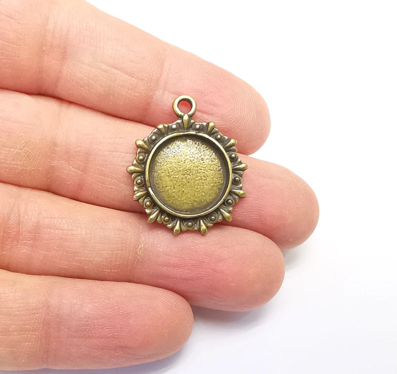 2 Bronze Pendant Blank, Cabochon Bezel, Locket Pendant Base, inlay Mountings, Resin Necklace, Antique Bronze Plated Metal (15mm blank) G35142