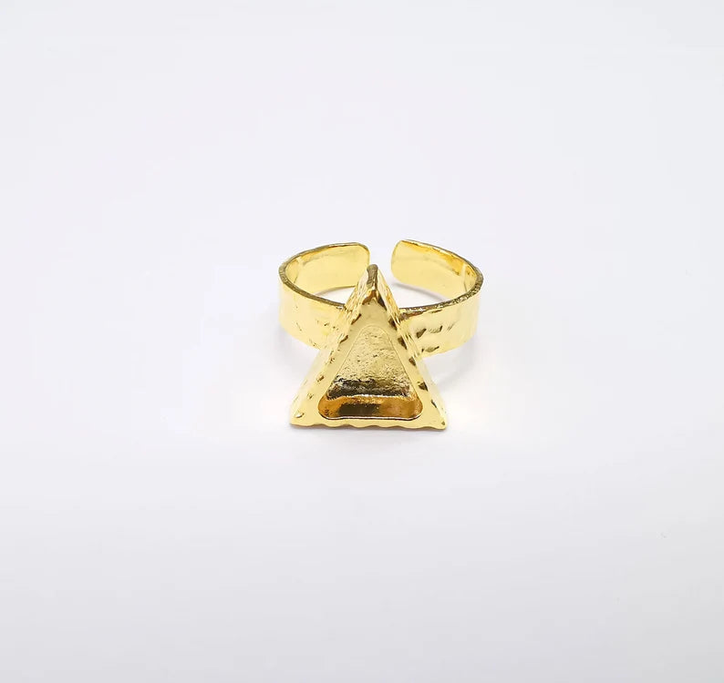 Gold Ring Setting, Cabochon Blank, Resin Bezel, Triangle Ring Mounting, Epoxy Frame Base, Adjustable Antique Gold Plated 8x8mm G35146