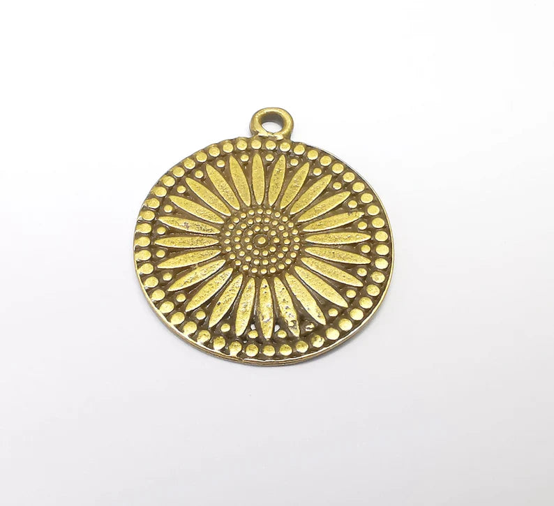 Bronze Pendant, Bronze Charms, Earring Charms, Dangle Pendant, Locket Pendant, Necklace Pendant, Antique Bronze Plated Metal 39x32mm G35148