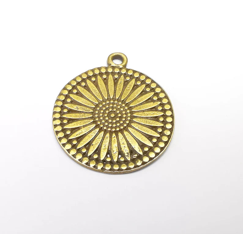 Bronze Pendant, Bronze Charms, Earring Charms, Dangle Pendant, Locket Pendant, Necklace Pendant, Antique Bronze Plated Metal 39x32mm G35148