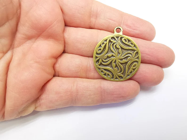 Bronze Pendant, Bronze Charms, Earring Charms, Dangle Pendant, Locket Pendant, Necklace Pendant, Antique Bronze Plated Metal 38x32mm G35149