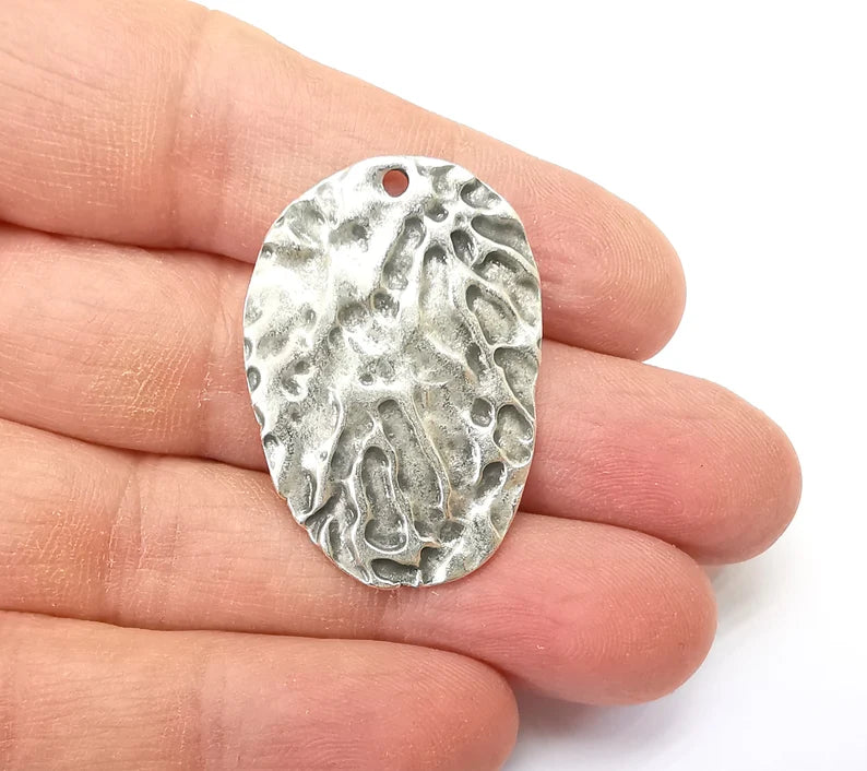 Silver Dangle Charms, Boho Charms, Rustic Charms, Earring Charms, Silver Pendant, Necklace Parts, Antique Silver Plated 37x26mm G35153