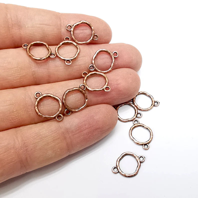 10 Circle Connector, Hammered Disc, Perforated Connector, Round Jewelry Parts, Bracelet Component, Antique Copper Plated Metal 16x11mm G35166