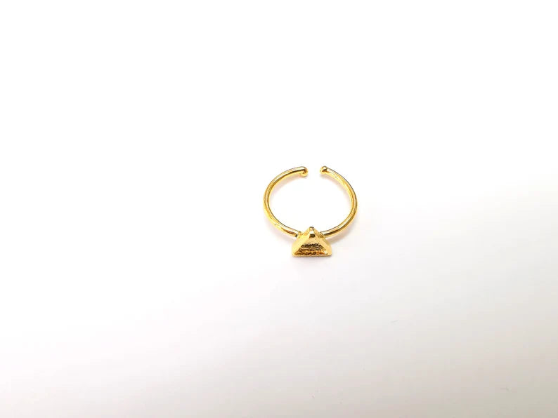 Gold Ring Setting, Cabochon Blank, Resin Bezel, Triangle Ring Mounting, Epoxy Frame Base, Adjustable Antique Gold Plated 5x5x5mm G35345