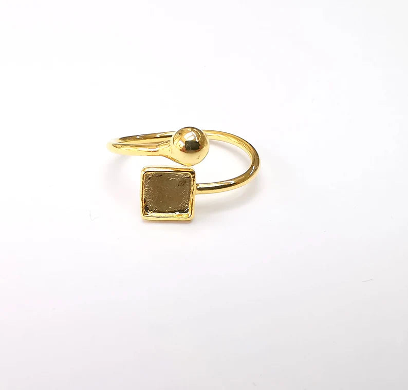Gold Ring Setting, Cabochon Blank, Resin Bezel, Square Ring Mounting, Epoxy Frame Base, Adjustable Antique Gold Plated 6x6mm G35350