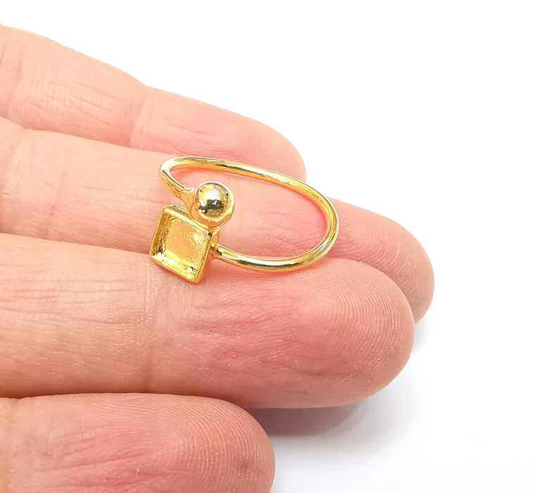 Gold Ring Setting, Cabochon Blank, Resin Bezel, Square Ring Mounting, Epoxy Frame Base, Adjustable Antique Gold Plated 6x6mm G35350