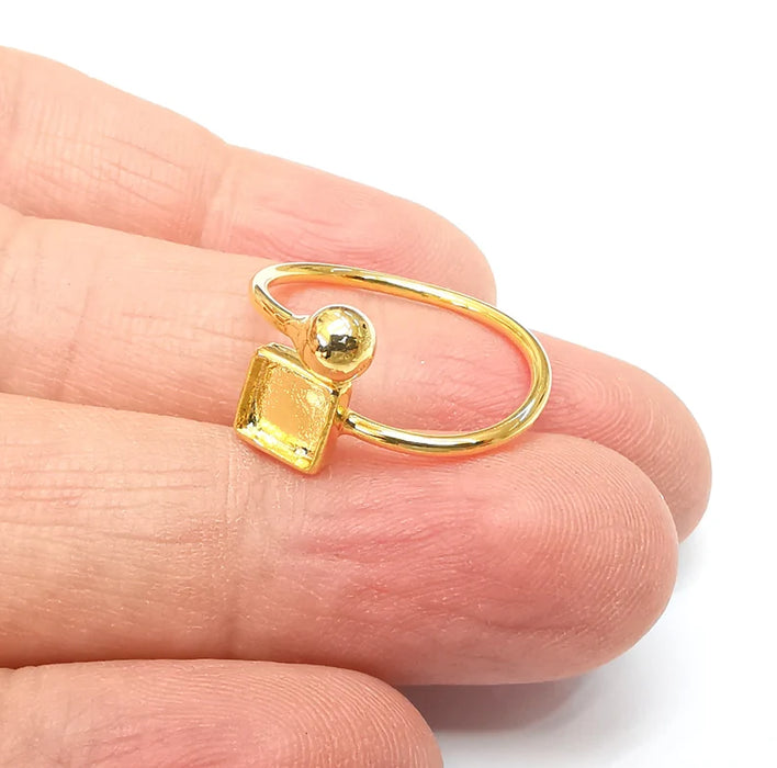 Gold Ring Setting, Cabochon Blank, Resin Bezel, Square Ring Mounting, Epoxy Frame Base, Adjustable Antique Gold Plated 6x6mm G35350