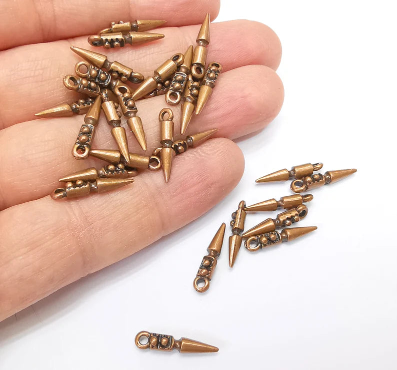 10 Spearhead Charms, Pointed Charms, Dangle Earring Charms, Chain Bracelet Component, Necklace Parts, Antique Copper Plated 18x3mm G35173