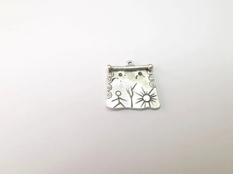 Silver Dangle Charms, Boho Sun Charms, Rustic Charms, Earring Charms, Silver Pendant, Necklace Parts, Antique Silver Plated 26x25mm G35174