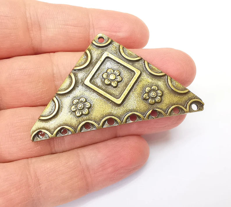 Bronze Triangle Pendant, Ethnic Pendant, Rustic Pendant, Bronze Pendant, Necklace Parts, Antique Bronze Plated 60x35mm G35391