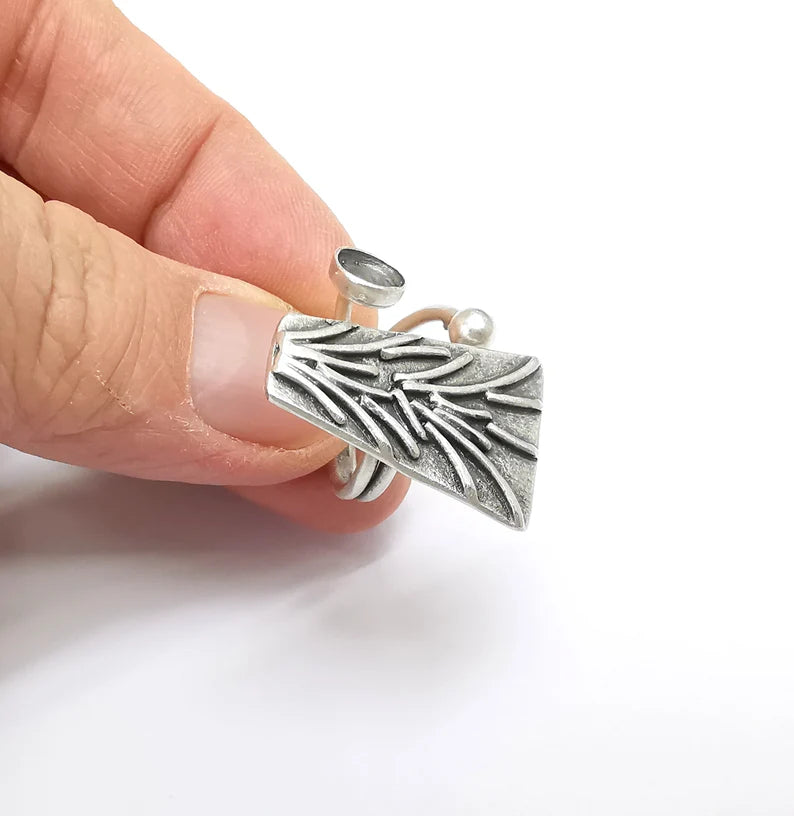 Pine Tree Branch Ring Setting, Cabochon Blank, Resin Bezel, Round Mounting, Epoxy Frame, Adjustable Antique Silver Plated Brass 6mm G35236