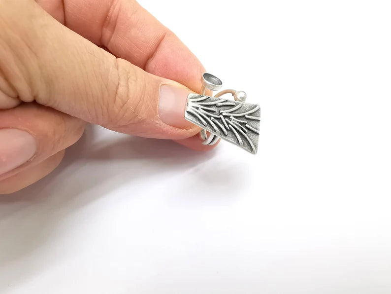 Pine Tree Branch Ring Setting, Cabochon Blank, Resin Bezel, Round Mounting, Epoxy Frame, Adjustable Antique Silver Plated Brass 6mm G35236