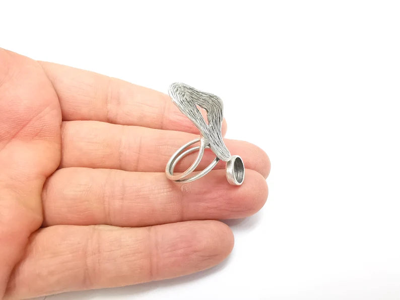 Silver Ring Setting, Cabochon Blank, Resin Bezel, Round Ring Mounting, Epoxy Frame Base, Adjustable Antique Silver Plated Brass 8mm G35247