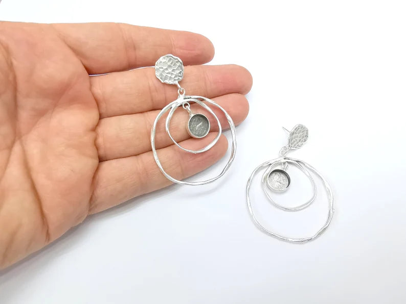 Circled Earring Base, Dangle Resin Earring Blank, Ear Settings Bezel, Cabochon Mountings, Antique Silver Plated Brass (10mm blanks) G35421
