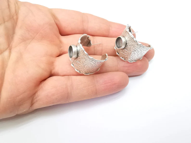 Earring Stud Base, Organic Shape Earring Blank, Ear Settings Resin Bezel, Cabochon Mounting, Antique Silver Plated Brass (8mm blanks) G35423