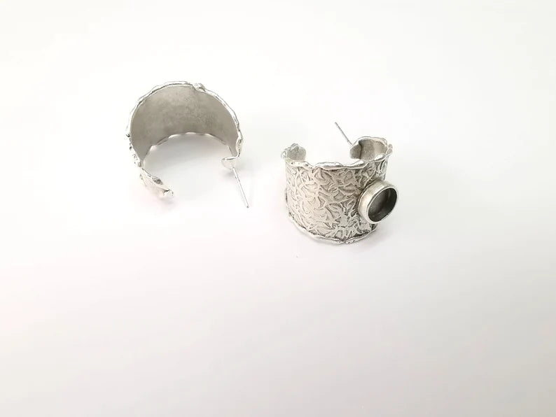 Earring Stud Base, Organic Shape Earring Blank, Ear Settings Resin Bezel, Cabochon Mounting, Antique Silver Plated Brass (8mm blanks) G35423