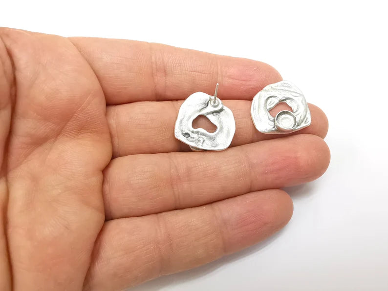 Earring Stud Base, Organic Shape Earring Blank, Ear Settings Resin Bezel, Cabochon Mounting, Antique Silver Plated Brass (6mm blanks) G35429