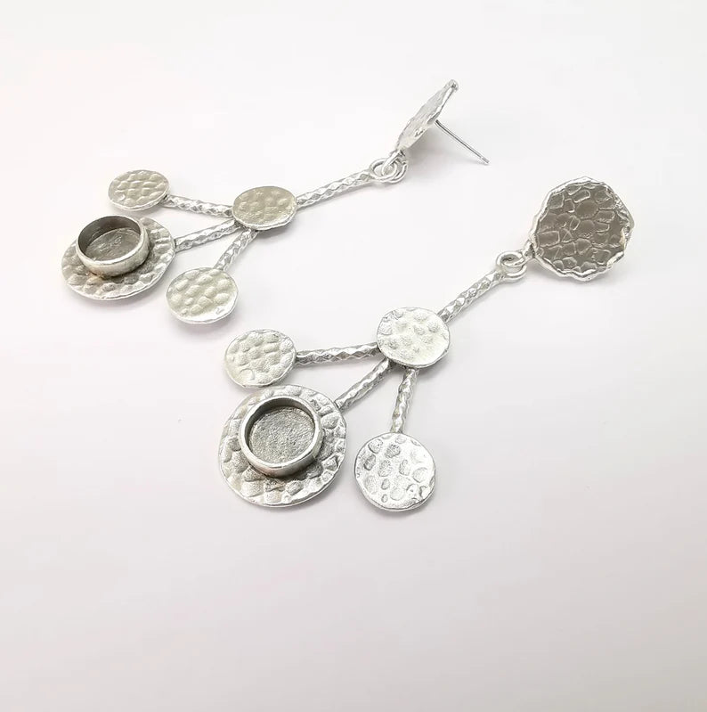 Hammered Earring Blank, Earring Dangle Base, Ear Settings Resin Bezel, Cabochon Mounting, Antique Silver Plated Brass (8mm blanks) G35436