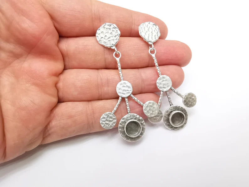 Hammered Earring Blank, Earring Dangle Base, Ear Settings Resin Bezel, Cabochon Mounting, Antique Silver Plated Brass (8mm blanks) G35436