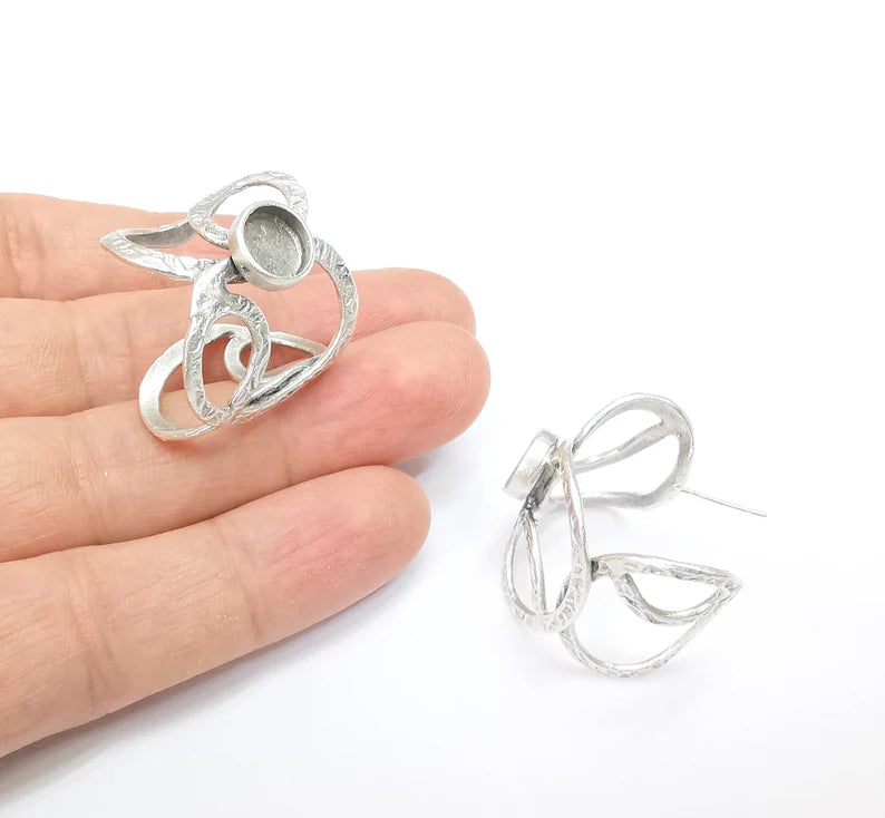 Earring Stud Base, Organic Shape Earring Blank, Ear Settings Resin Bezel, Cabochon Mounting, Antique Silver Plated Brass (8mm blanks) G35439
