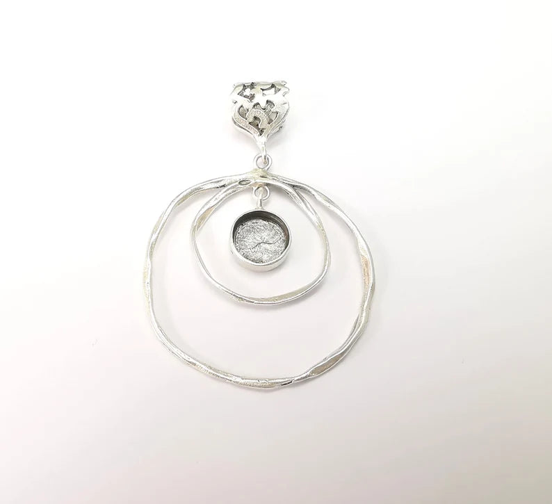 Circle Pendant Bezel, Cabochon Blank, Locket Pendant Base, inlay Mounting, Resin Necklace, Antique Silver Plated Brass 10mm blank G35447