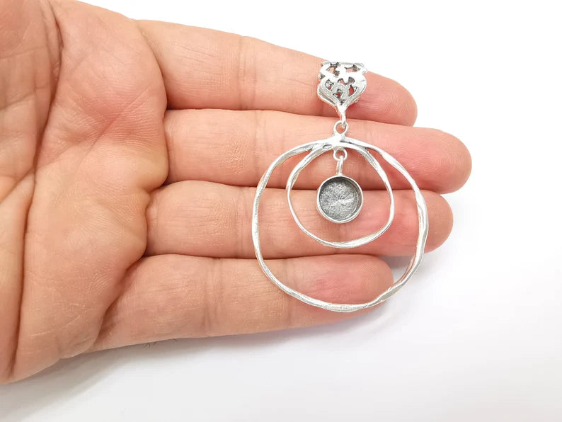 Circle Pendant Bezel, Cabochon Blank, Locket Pendant Base, inlay Mounting, Resin Necklace, Antique Silver Plated Brass 10mm blank G35447