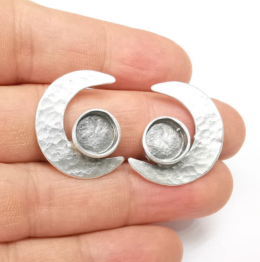 Moon Earring Base, Crescent Earring Blank, Ear Setting Resin Bezel, Cabochon Mounting, Antique Silver Plated Brass (10mm blanks) G35450