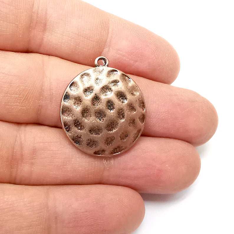 2 Hammered Circle Charms, Curved Charms, Rustic Charms, Earring Charms, Copper Pendant, Necklace Parts, Antique Copper Plated 28x25mm G35260