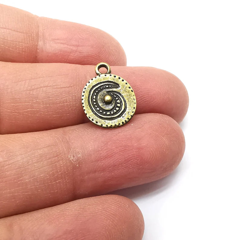 4 Bronze Charms, Disc Charms, Earring Charms, Bronze Pendant, Necklace Pendant, Antique Bronze Plated Metal 17x13mm G35285