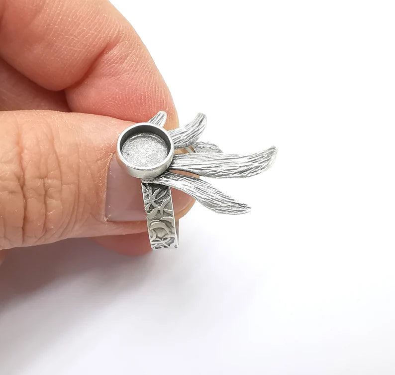 Leaf Ring Setting, Cabochon Blank, Resin Bezel, Round Ring Mounting, Epoxy Frame Base, Adjustable Antique Silver Plated Brass 8mm G35295