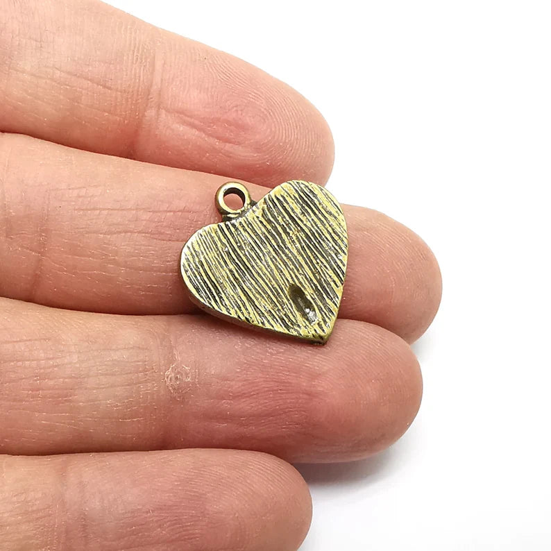 2 Heart Charms, Brushed Charms, Rustic Charms, Earring Charms, Bronze Pendant, Necklace Parts, Antique Bronze Plated 21x20mm G35300