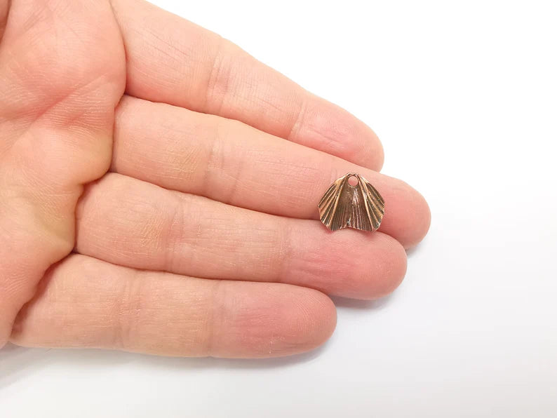 5 Copper Dangle Charms, Boho Charms, Rustic Charms, Earring Charms, Copper Pendant, Necklace Parts, Antique Copper Plated 15x13mm G35303