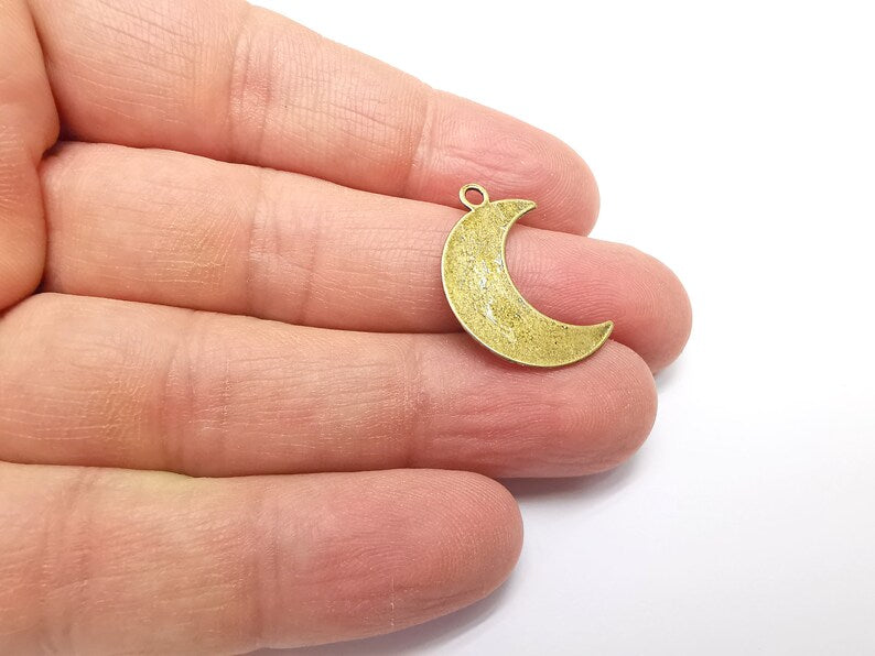 5 Moon Charms, Crescent Charms, Boho Charms, Dangle Earring Charms, Bronze Pendant, Necklace Parts, Antique Bronze Plated 25x17mm G35307