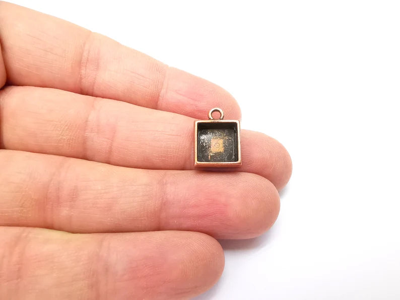 5 Copper Pendant Blank, Cabochon Bezel, Locket Pendant Base, inlay Mountings, Resin Necklace, Antique Copper Plated (10x10 mm blank) G35482