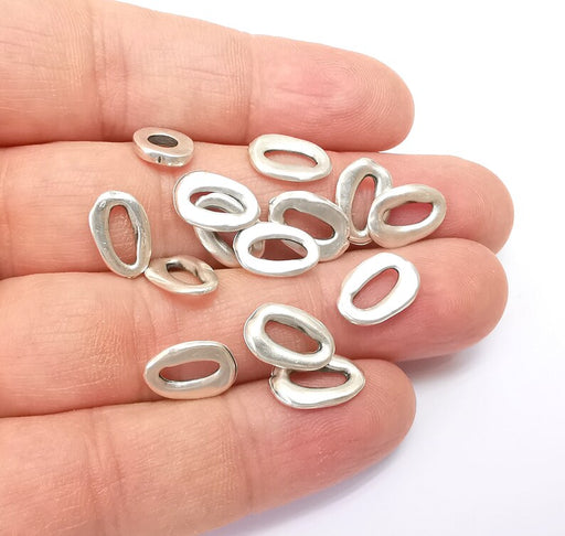 10 Organic Textured Connector, Oval Jewelry Parts, Silver Bracelet Component, Antique Silver Plated Metal Findings (13x8mm) G35485