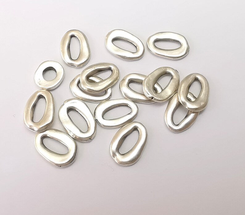 10 Organic Textured Connector, Oval Jewelry Parts, Silver Bracelet Component, Antique Silver Plated Metal Findings (13x8mm) G35485