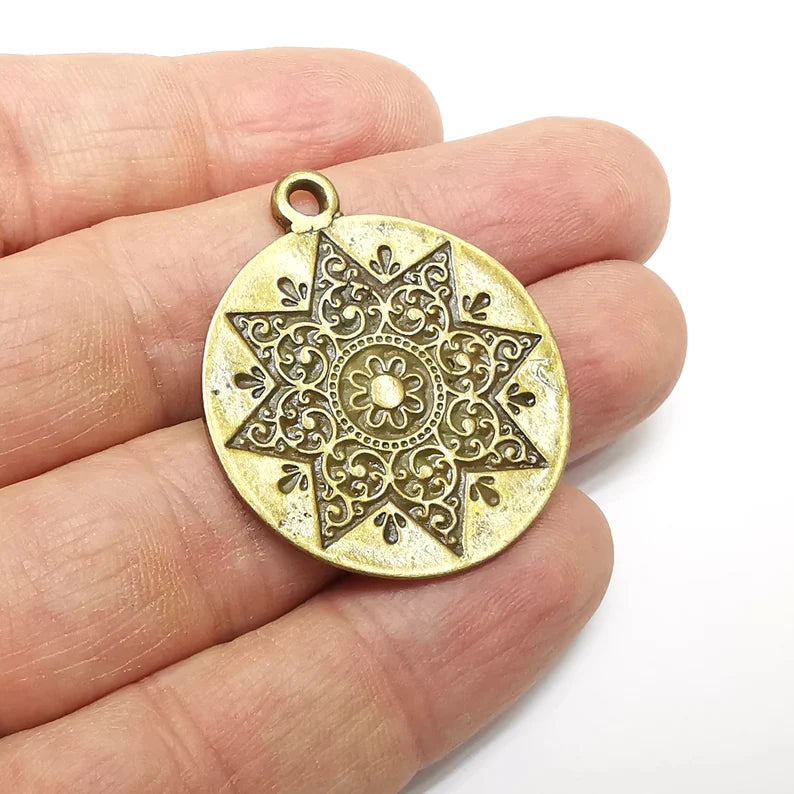 Star Disc Charms, Ethnic Charms, Rustic Charms, Earring Charms, Bronze Pendant, Necklace Parts, Antique Bronze Plated 38x33mm G35321