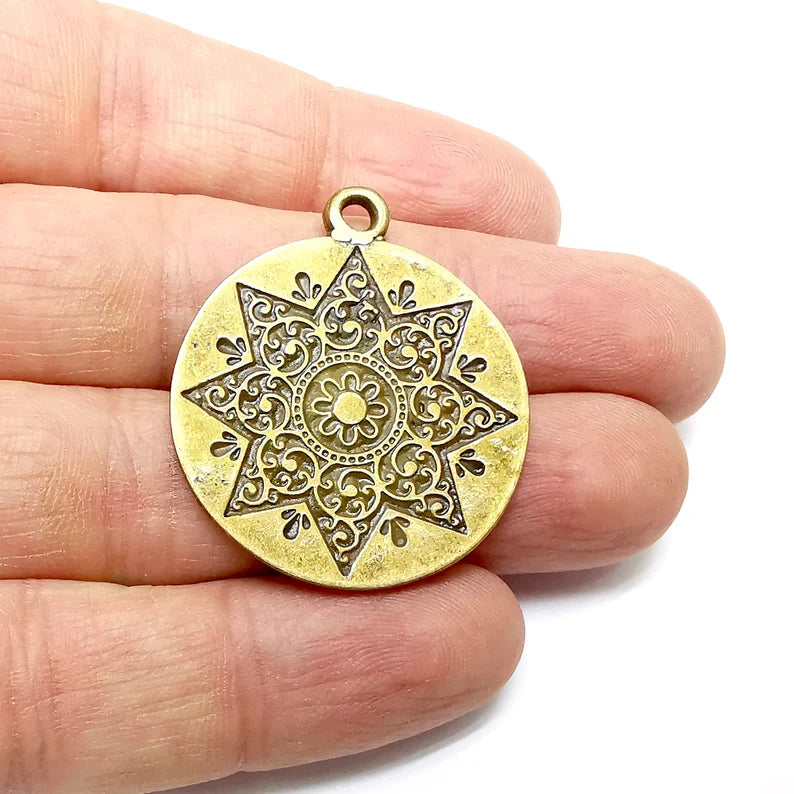 Star Disc Charms, Ethnic Charms, Rustic Charms, Earring Charms, Bronze Pendant, Necklace Parts, Antique Bronze Plated 38x33mm G35321