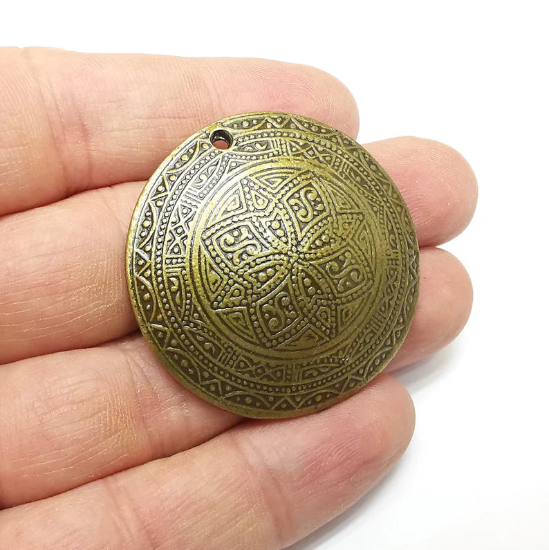 Flower Dome Charms, Ethnic Charms, Rustic Charms, Earring Charms, Bronze Pendant, Necklace Parts, Antique Bronze Plated 42mm G35322