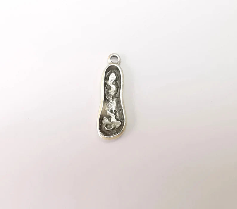 2 Silver Dangle Charms, Boho Charms, Rustic Charms, Earring Charms, Silver Pendant, Necklace Parts, Antique Silver Plated 27x9mm G35496