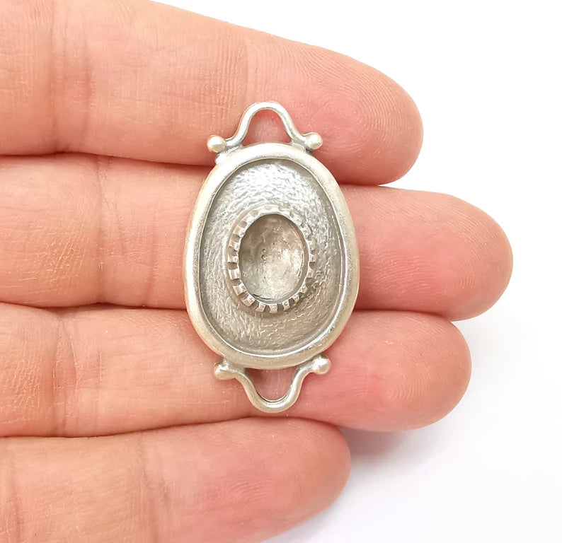 Silver Dangle Charms Blank, Earring Charms Base, Cabochon Bezel, inlay Mounting, Resin Necklace, Antique Silver Plated Brass 39x22mm G35503