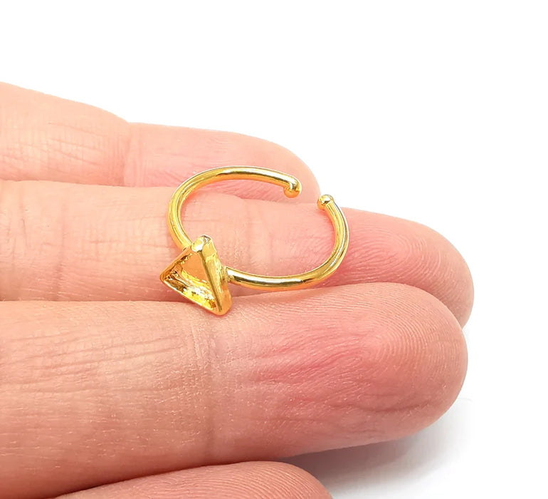 Gold Ring Setting, Cabochon Blank, Resin Bezel, Triangle Ring Mounting, Epoxy Frame Base, Adjustable Antique Gold Plated 5x5x5mm G35345