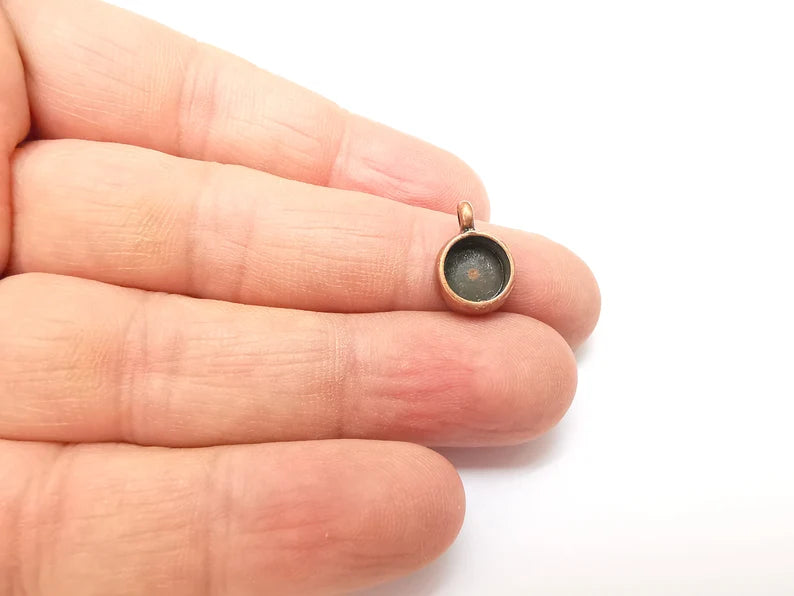 5 Copper Pendant Blank, Cabochon Bezel, Locket Pendant Base, inlay Mountings, Resin Necklace, Antique Copper Plated Metal (8mm blank) G35348
