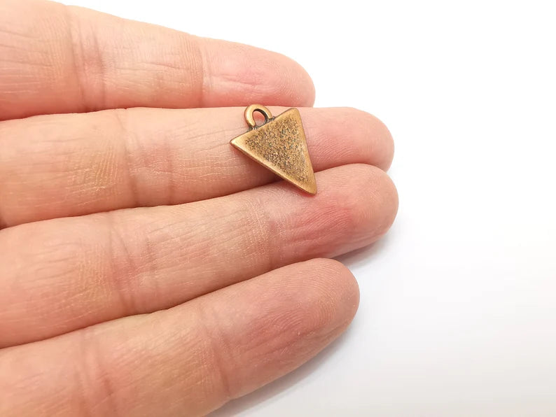 5 Copper Triangle Charms, Boho Charms, Dangle Charms, Earring Charms, Rustic Charms, Necklace Parts, Antique Copper Plated 20x16mm G35355