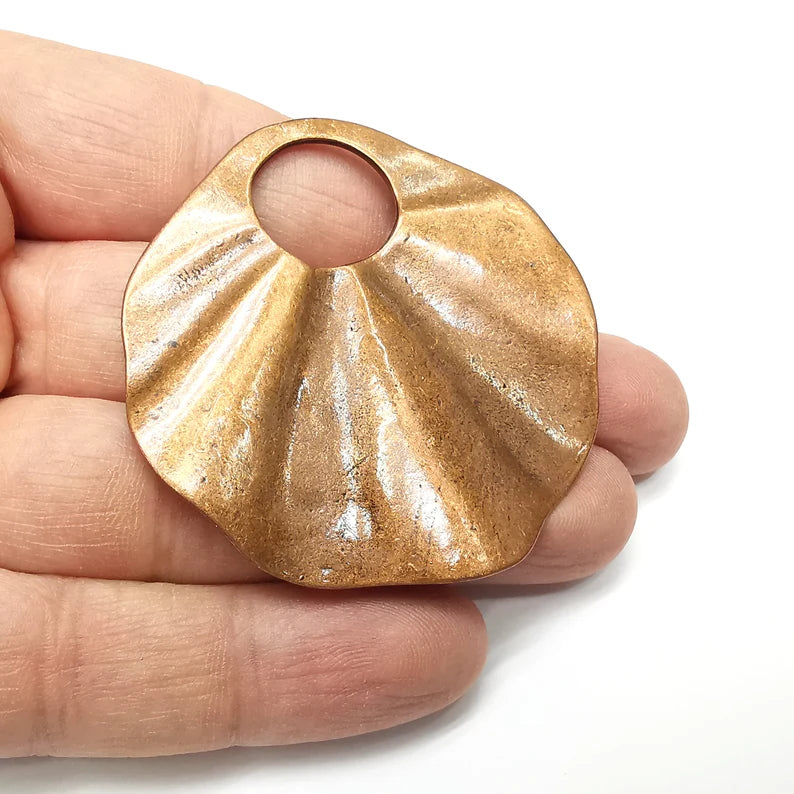 Copper Scallop Charms, Boho Charms, Rustic Charms, Earring Charms, Copper Pendant, Necklace Parts, Antique Copper Plated 57x55mm G35628