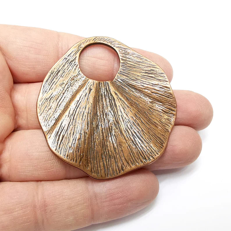 Copper Scallop Charms, Boho Charms, Rustic Charms, Earring Charms, Copper Pendant, Necklace Parts, Antique Copper Plated 57x55mm G35628
