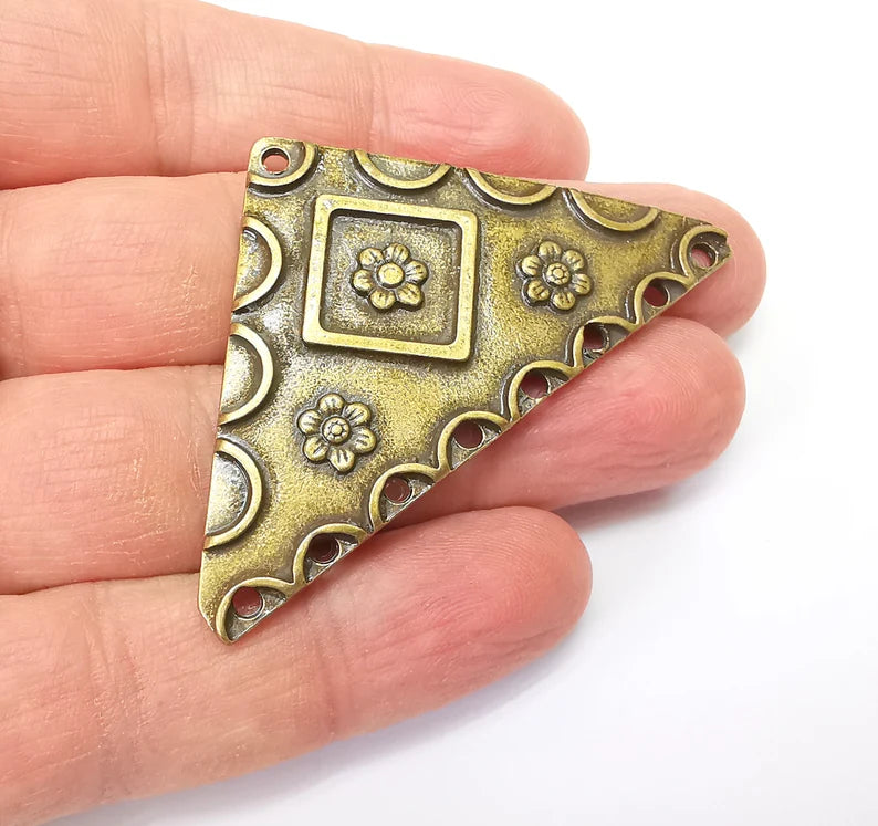 Bronze Triangle Pendant, Ethnic Pendant, Rustic Pendant, Bronze Pendant, Necklace Parts, Antique Bronze Plated 60x35mm G35391